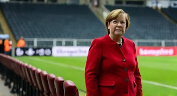 Politische Dimensionen im Fußball (9/10)